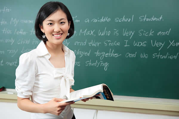 女生就业率高十大高考专业排行榜之英语专业